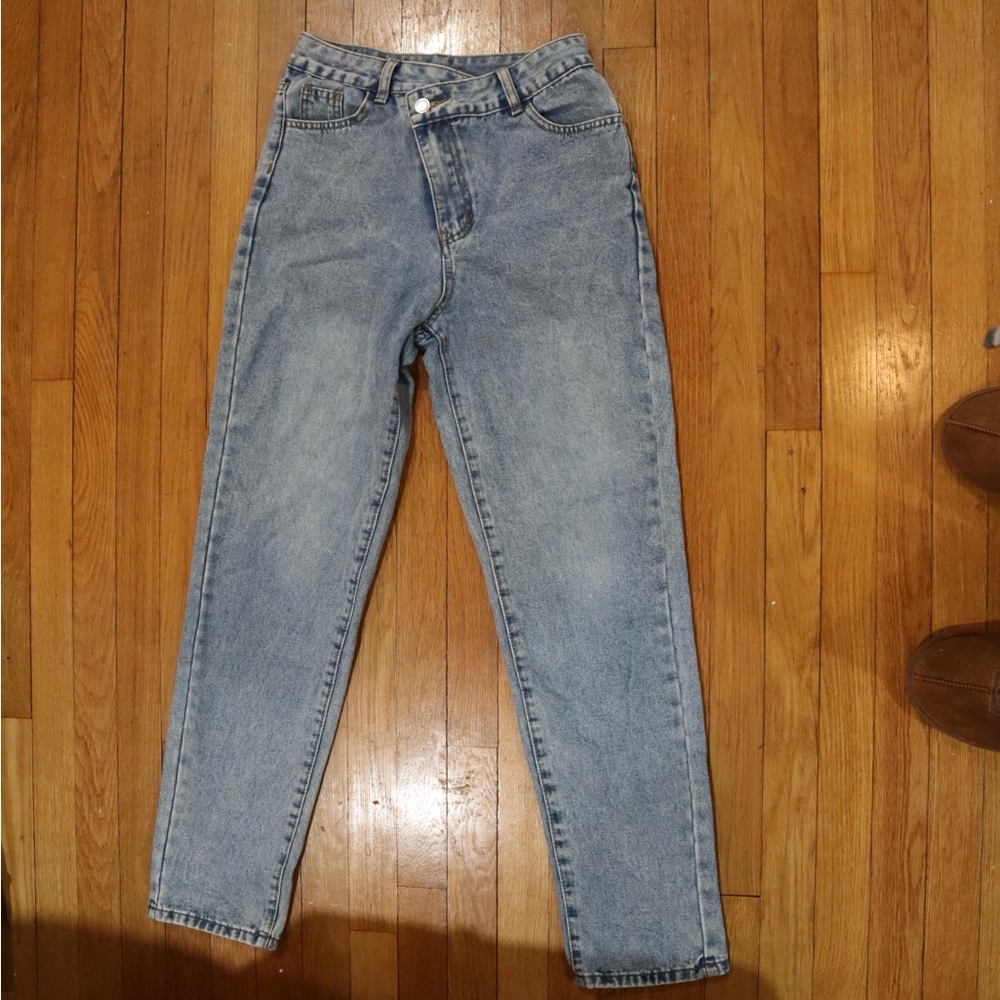 SHEIN Light Blue Denim Jeans